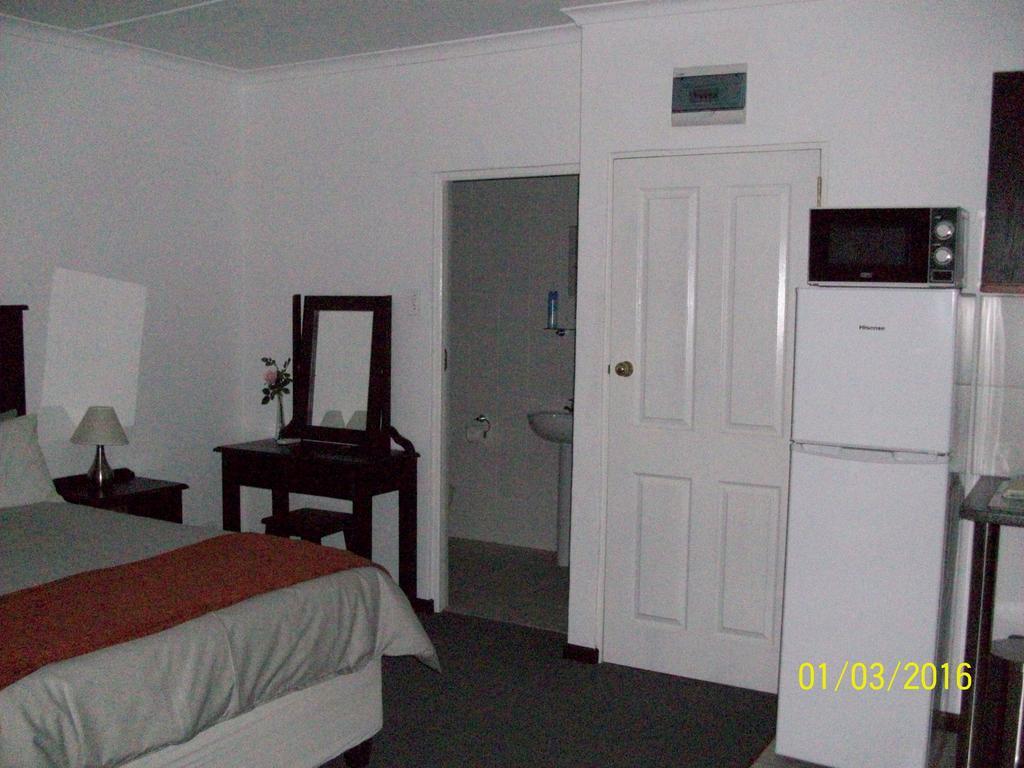 Laingsburg Laings Lodge מראה חיצוני תמונה