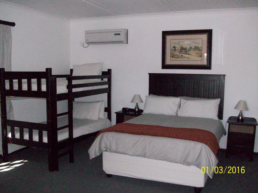 Laingsburg Laings Lodge מראה חיצוני תמונה